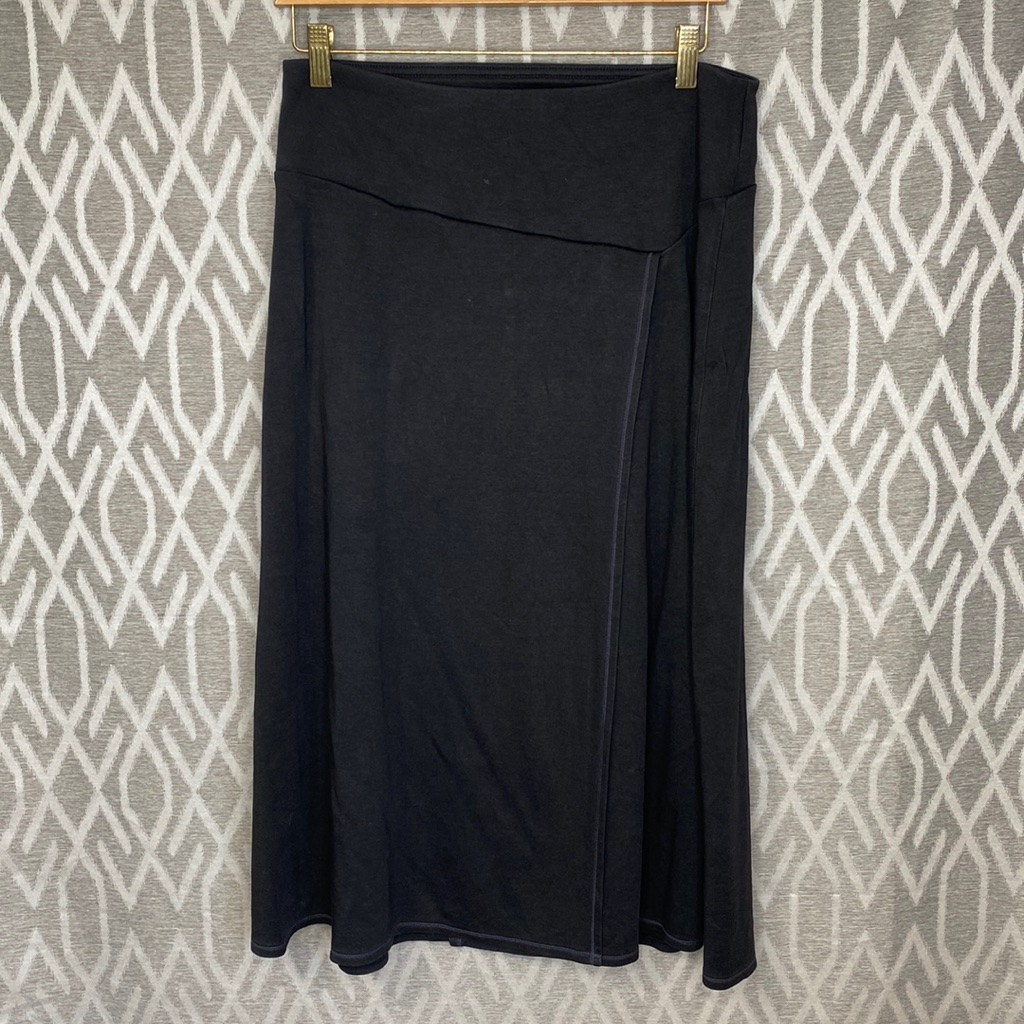 Patagonia Midi Skirt Black Split Flap Front Size: Small